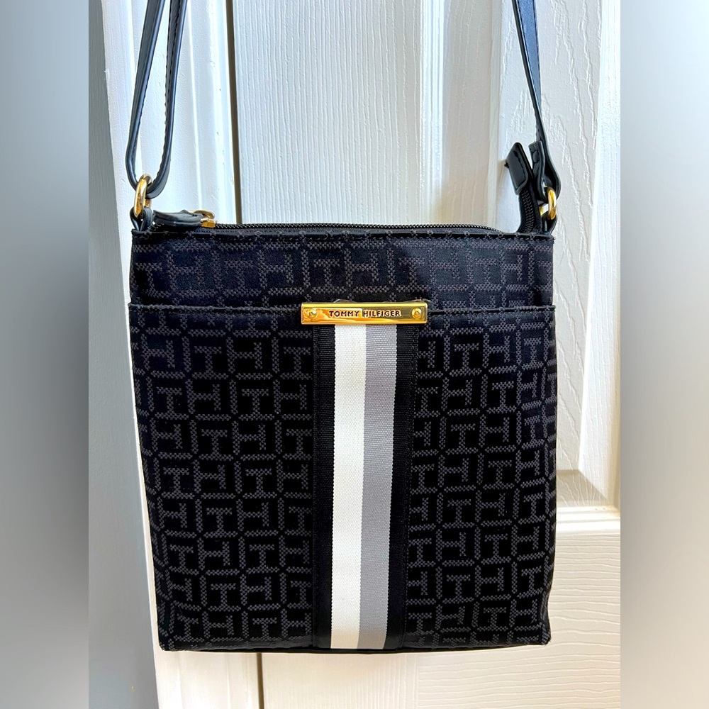 Tommy Hilfiger Purse